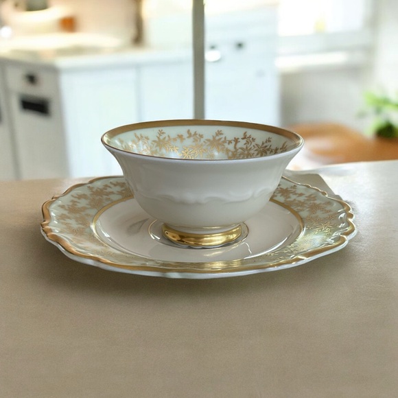 Vintage Swedish Demitasse Cup and Saucer Karlskrona Upsala Ekeby - Picture 4 of 9